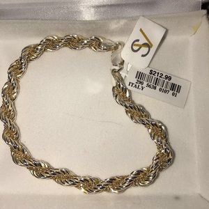 Matching set of Jewelry